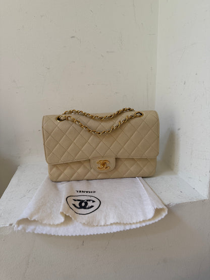 Chanel medium ecru caviar flap 1997-1999