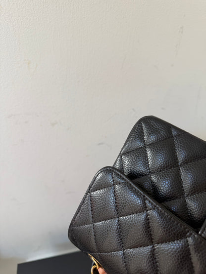 Chanel caviar classic flap 26 series