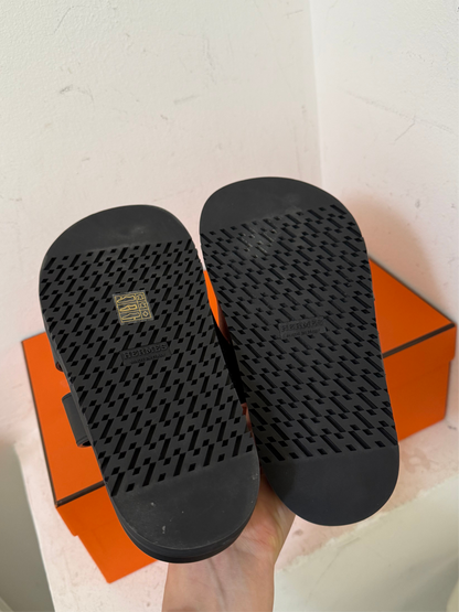 Hermes chypre black in size 37.5