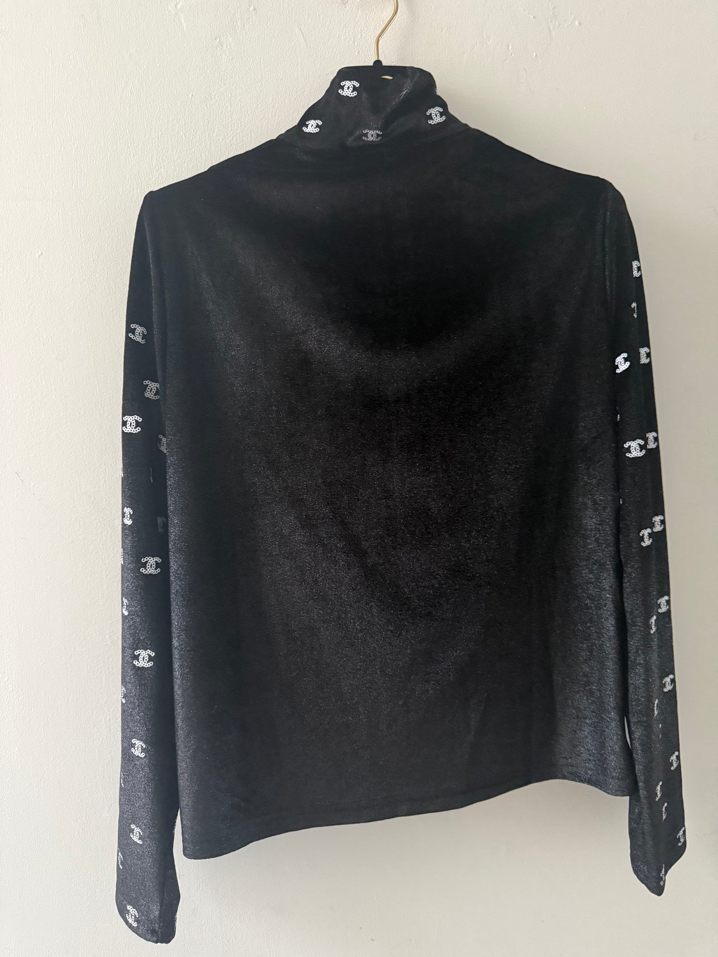 Black velvet Chanel sample top size S