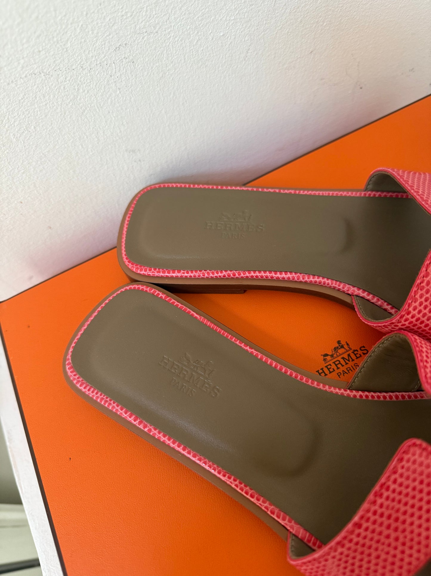 Hermes lizard oran slipper 38 worn once