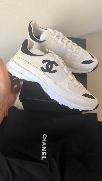 New pair Chanel trainers size 36