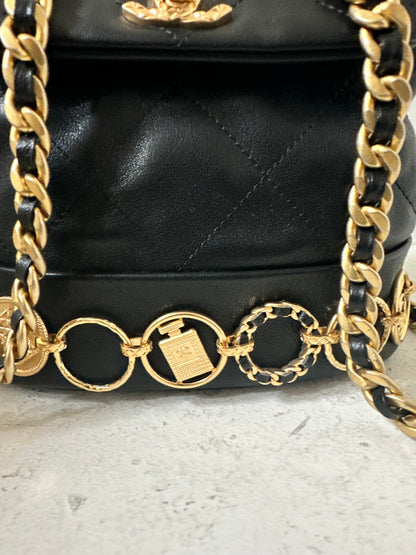 Pre-Owned Chanel Small Backpack – Black Quilted Leather | Timeless Classic