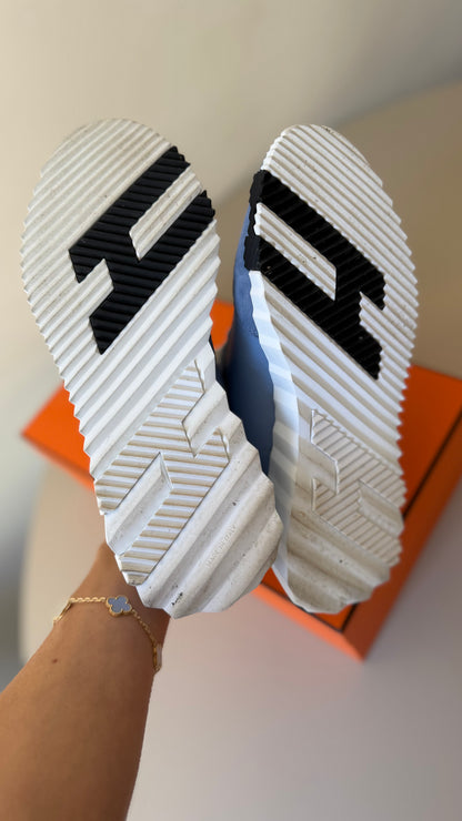 Hermes bouncing 39