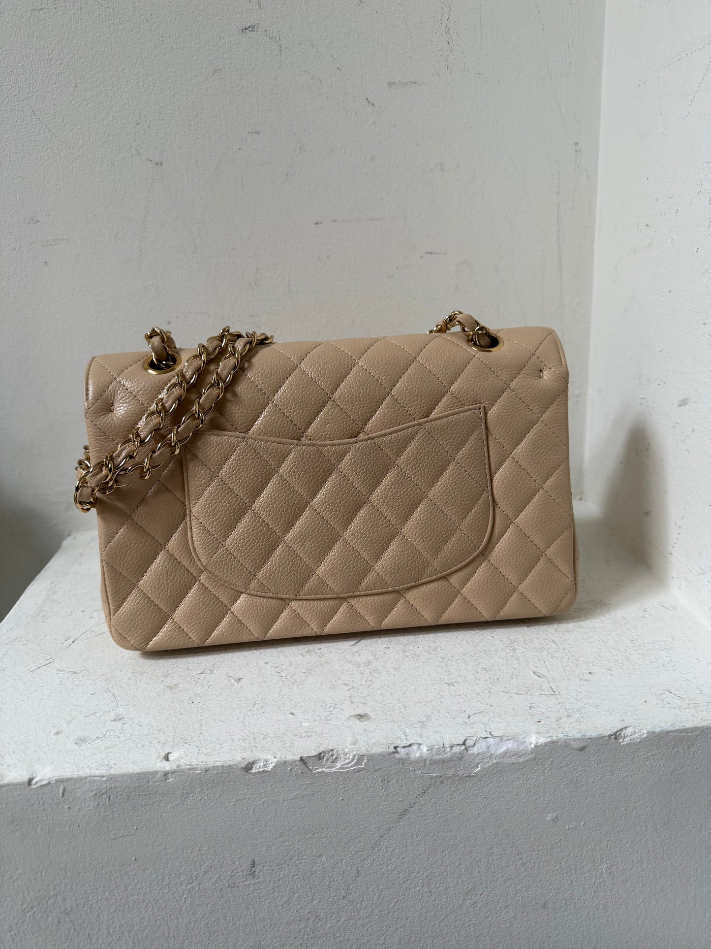 Chanel beige caviar medium flap