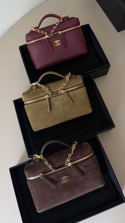 Chanel vanity case green suede brand new full set