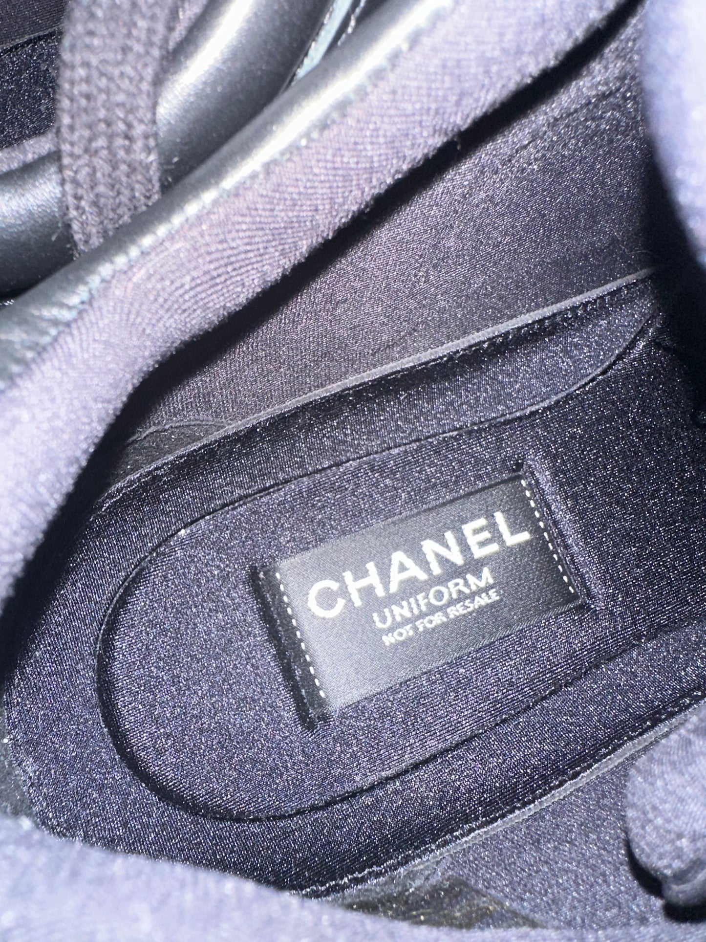 Chanel uniform sneakers size 40