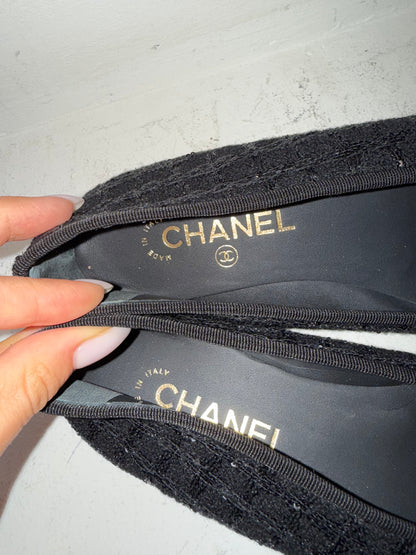 Chanel black ballerina size 38.5