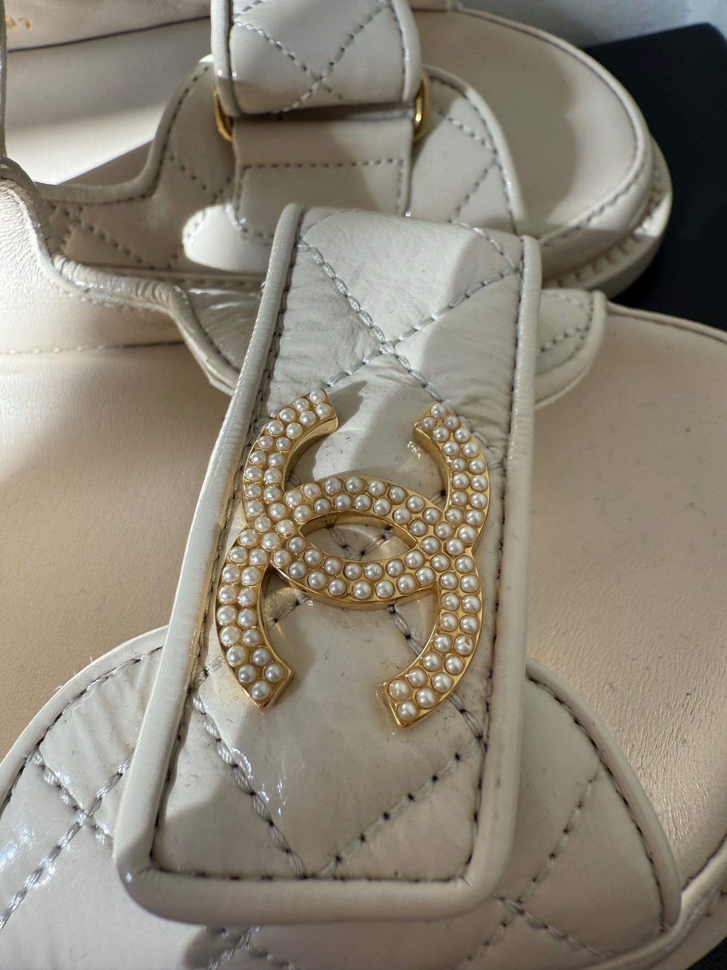 Cream colour beige dad sandal size 37