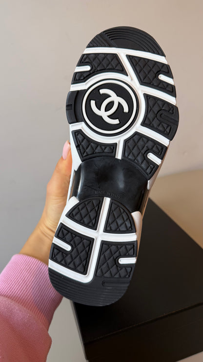 Chanel white leather trainer ‘panda’ size 37