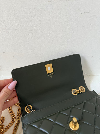 Chanel olive green wallet on chain 2022