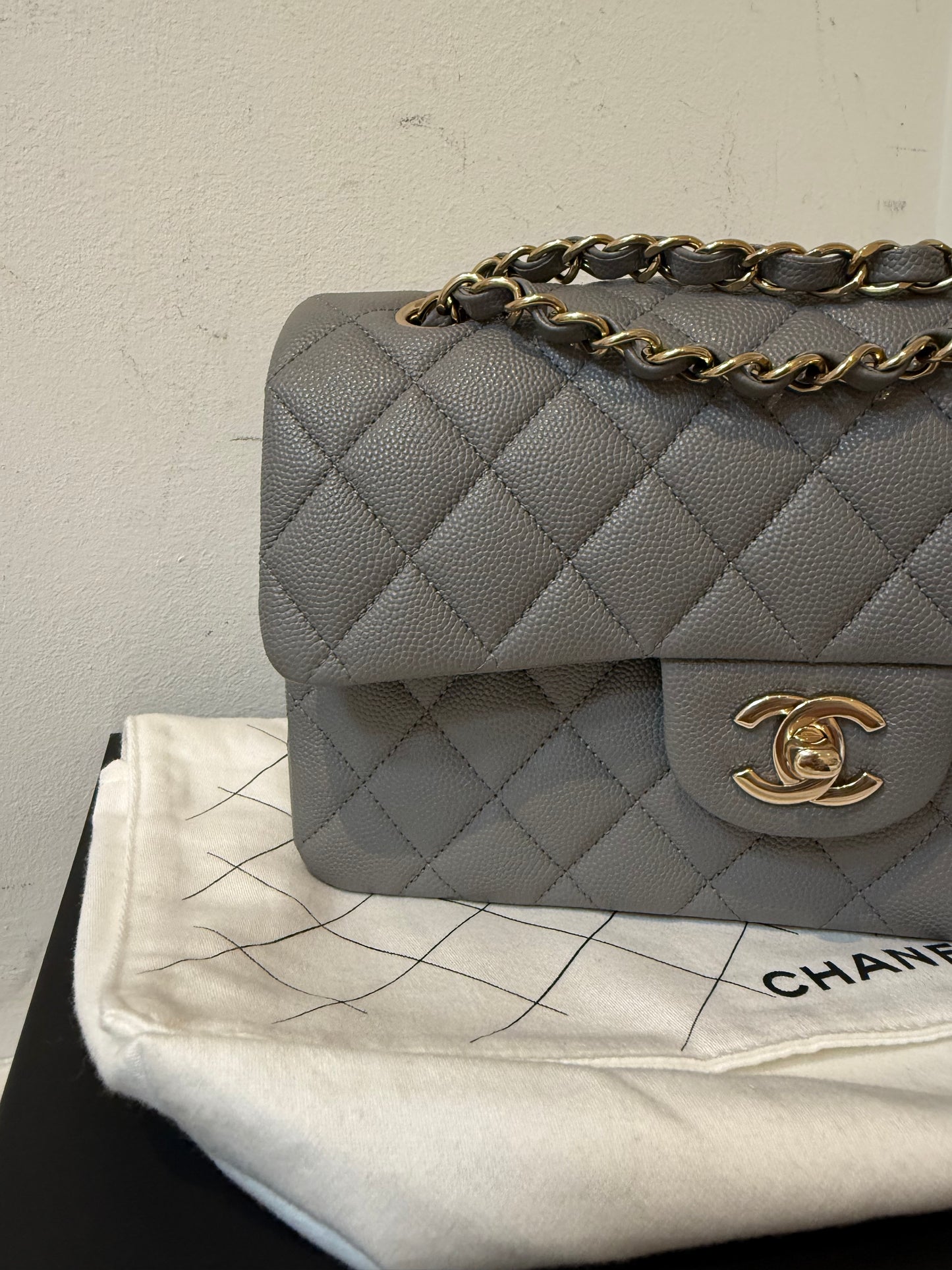 Chanel small caviar grey 2022 full set incl invoice