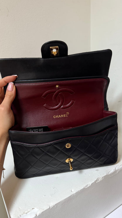 Chanel medium vintage lambskin double flapbag 1 series (1989-1991)