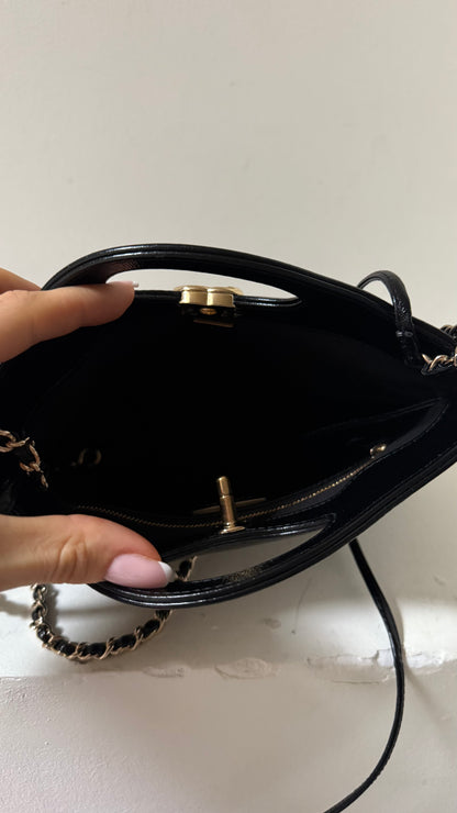 Chanel shopping 31 black handbag