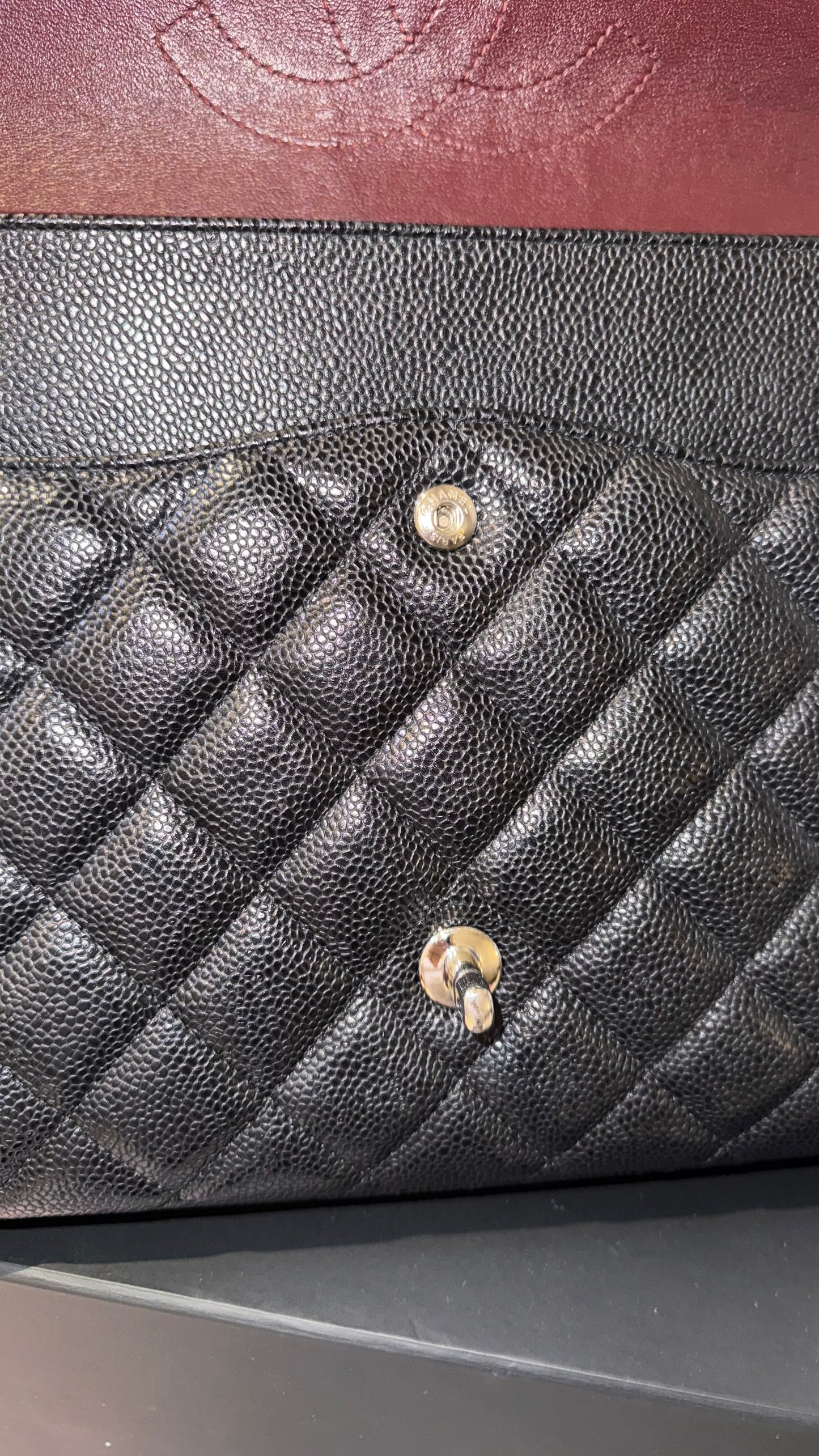 Chanel maxi flap caviar 15 series