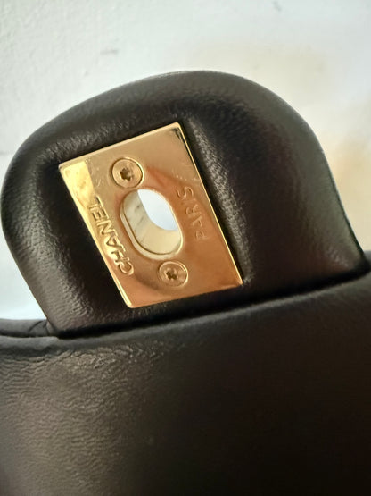 Chanel black lambskin mini 2024