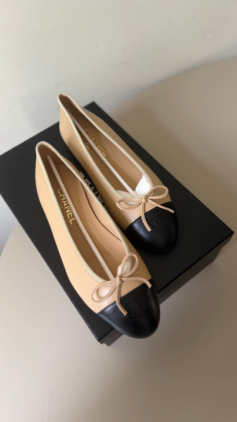 Chanel ballerina beige 38 new pair