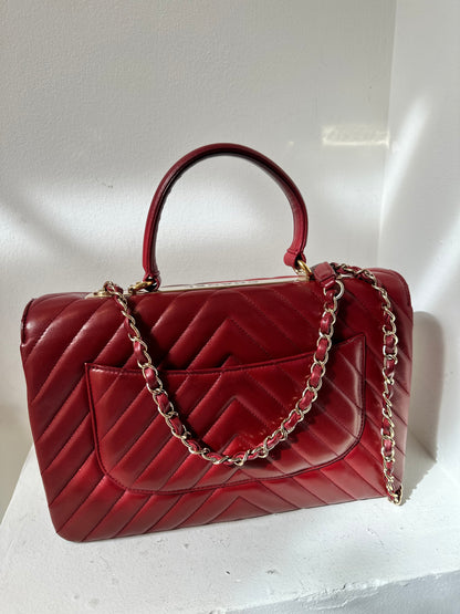 Chanel trendy CC medium red flapbag