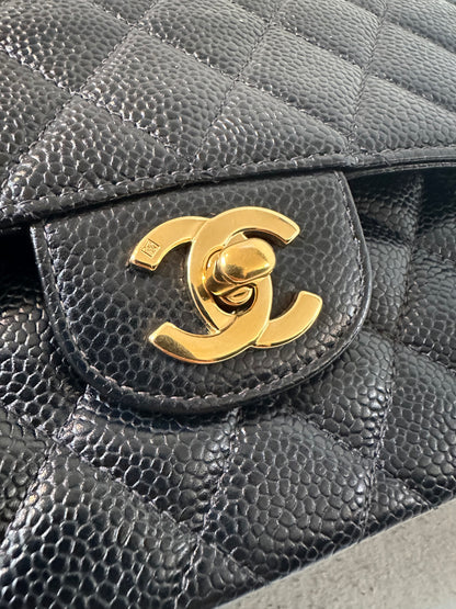 Chanel small caviar classic flap
