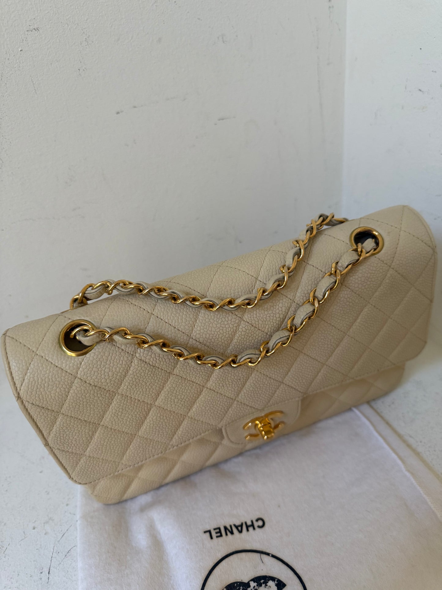 Chanel medium ecru caviar flap 1997-1999