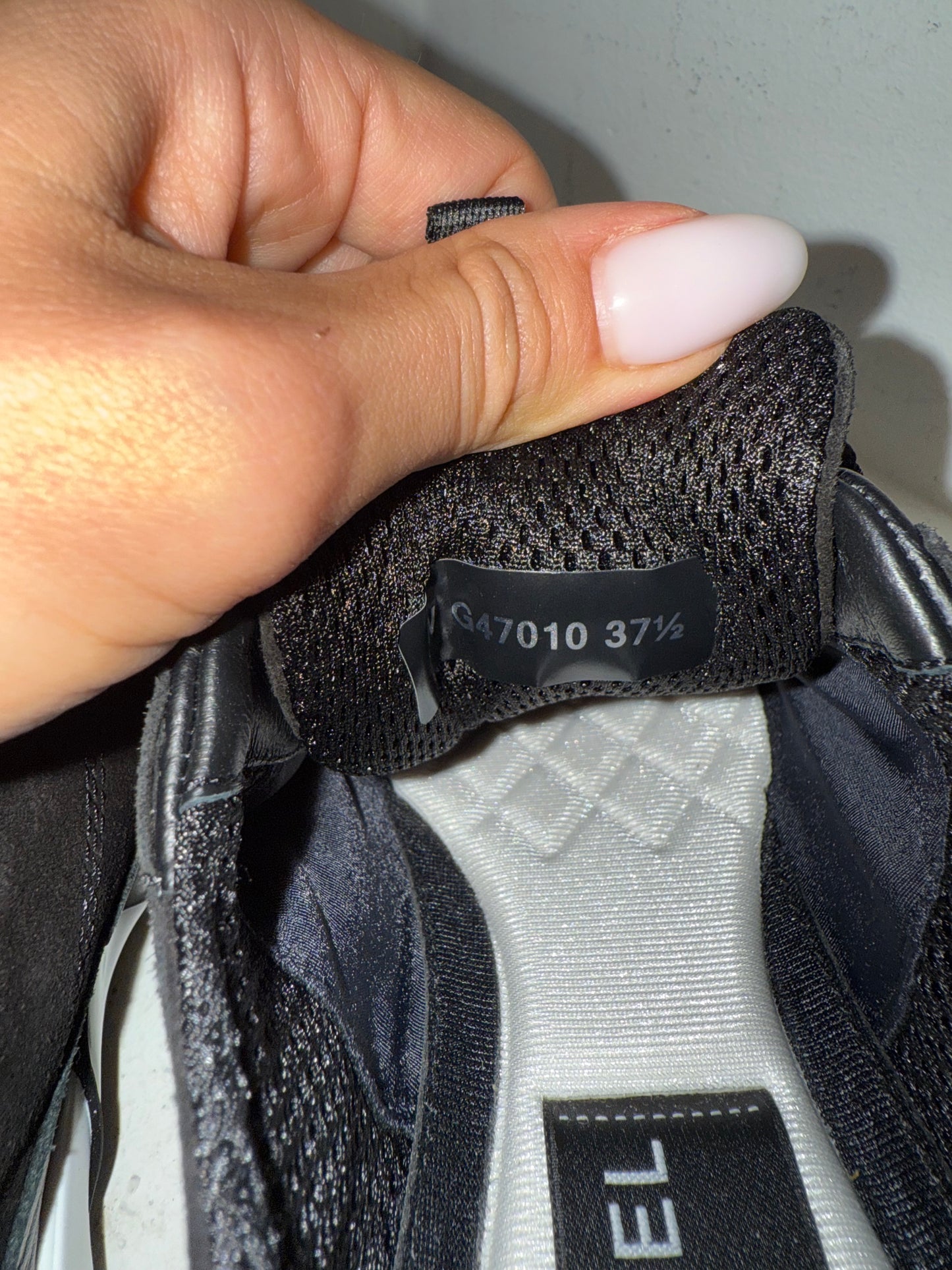 Chanel black sneakers 37.5