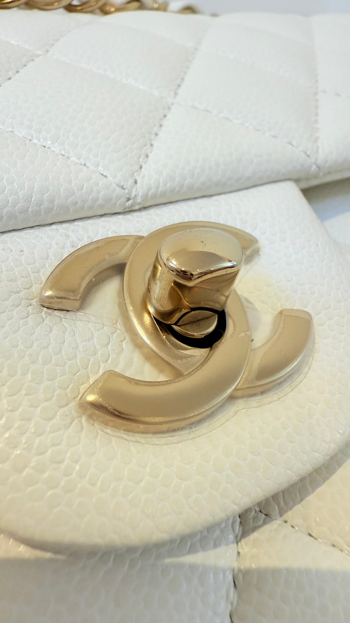 Chanel small white caviar double flapbag chip like new