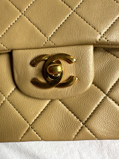 Chanel vintage flapbag 1986-1988