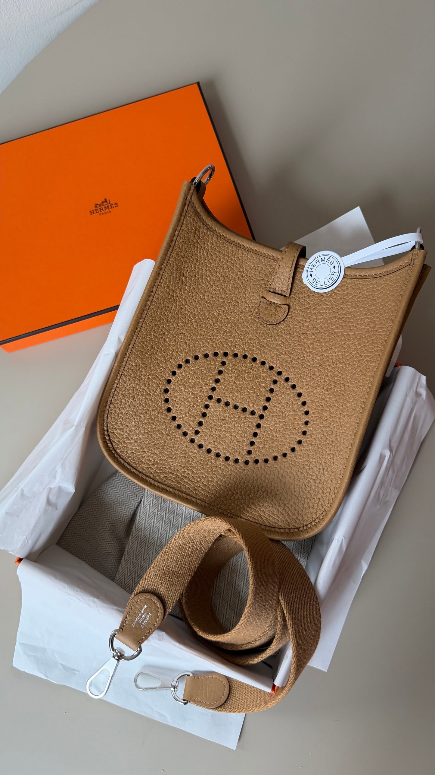 Hermes mini Evelyne biscuit palladium hw