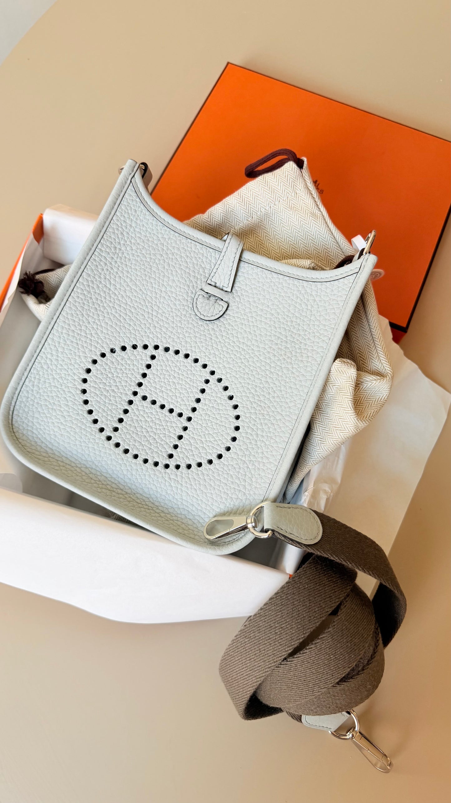 Hermes mini Evelyne blue pale / etain