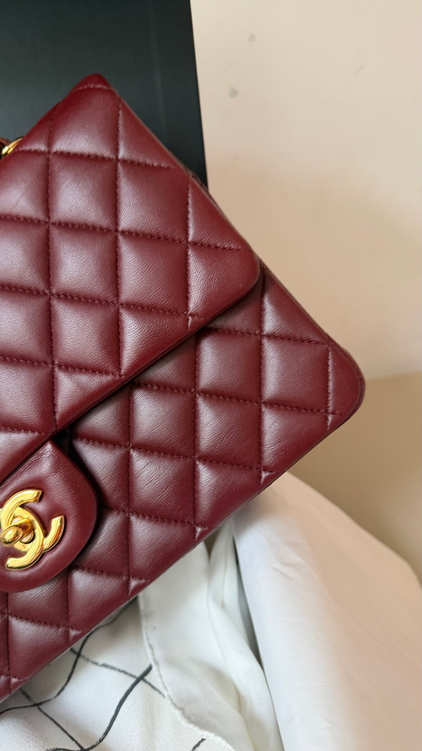 Chanel medium lambskin burgundy 21 series, full set with card and certificate