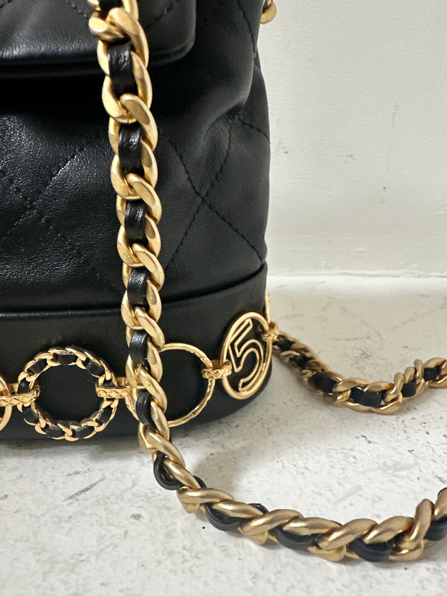 Pre-Owned Chanel Small Backpack – Black Quilted Leather | Timeless Classic