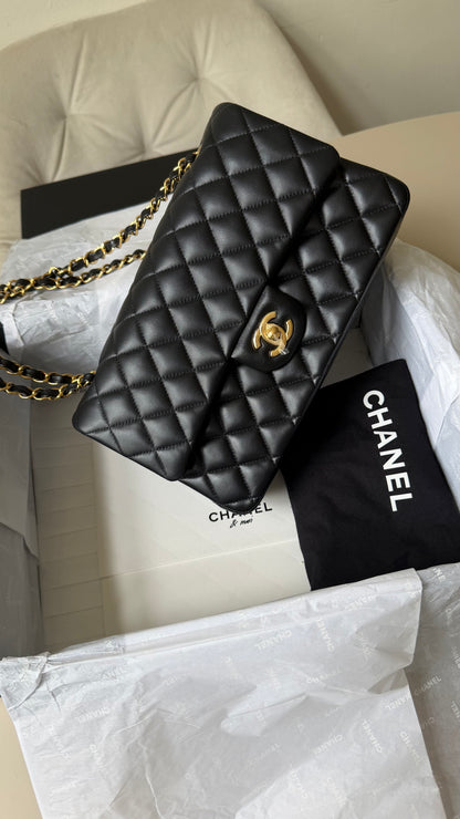 Chanel 2025 black medium lambskin classic flapbag