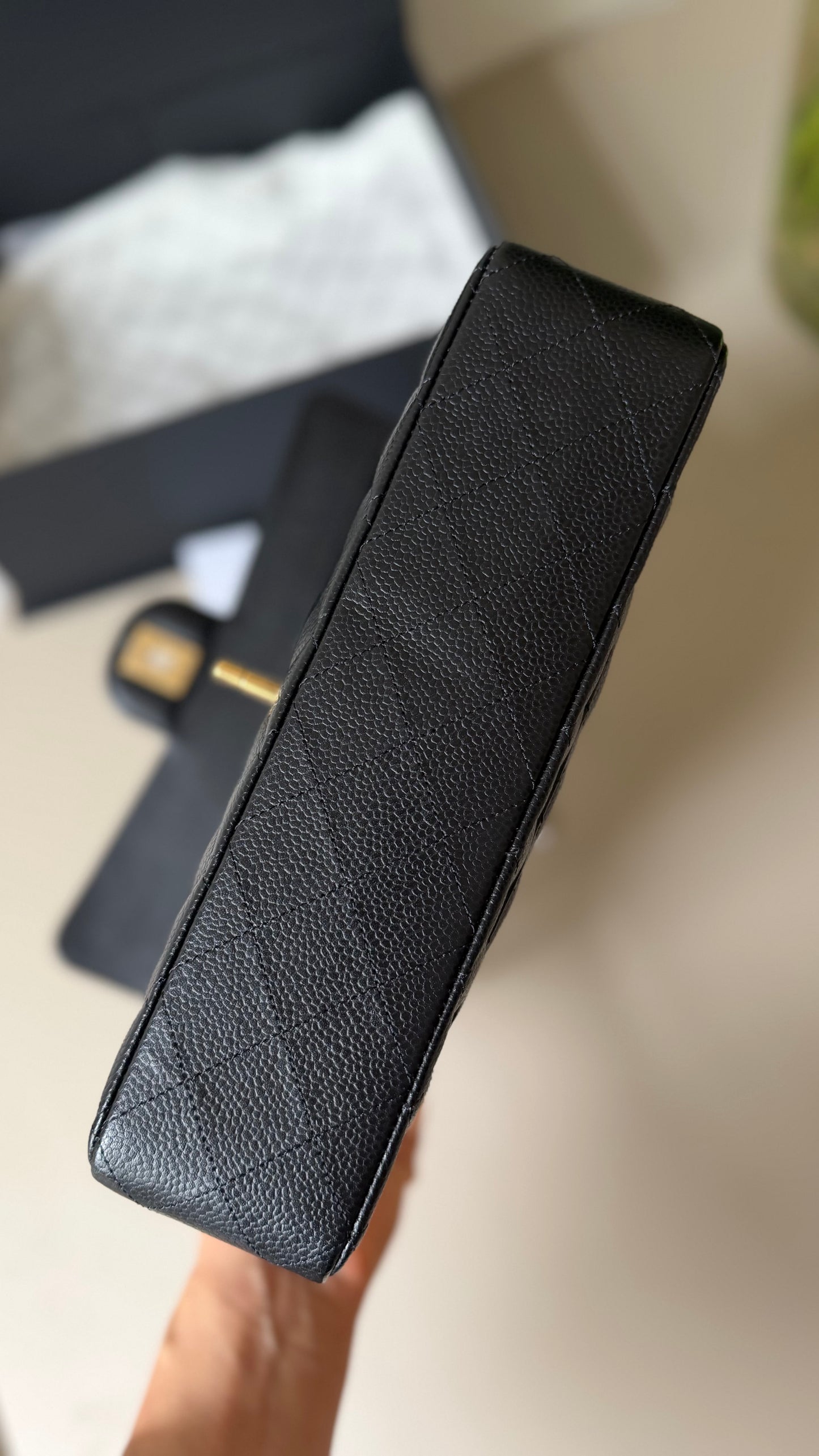 Chanel medium caviar black classic flapbag 2023 full set