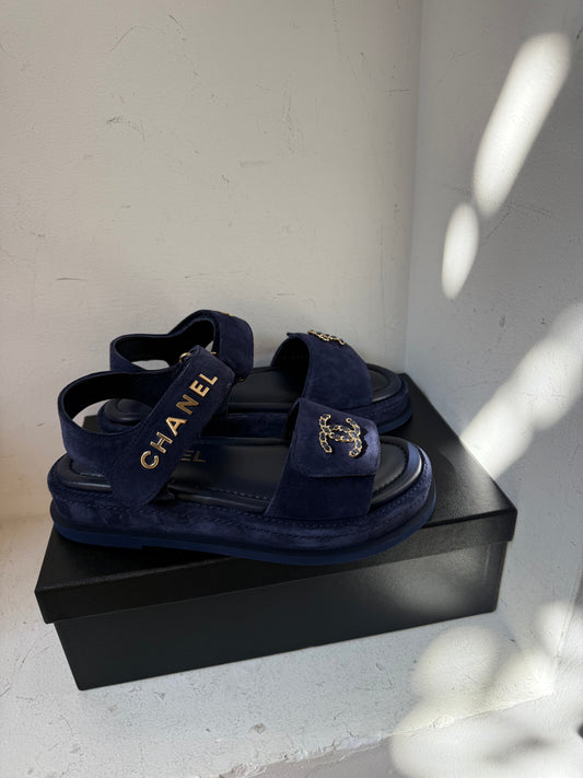 Chanel Navy suède sandals size 37