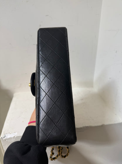 Chanel vintage medium black flapbag 1 serie (1989-1991)