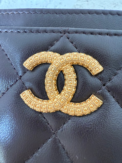 Chanel purple/ aubergine card holder new