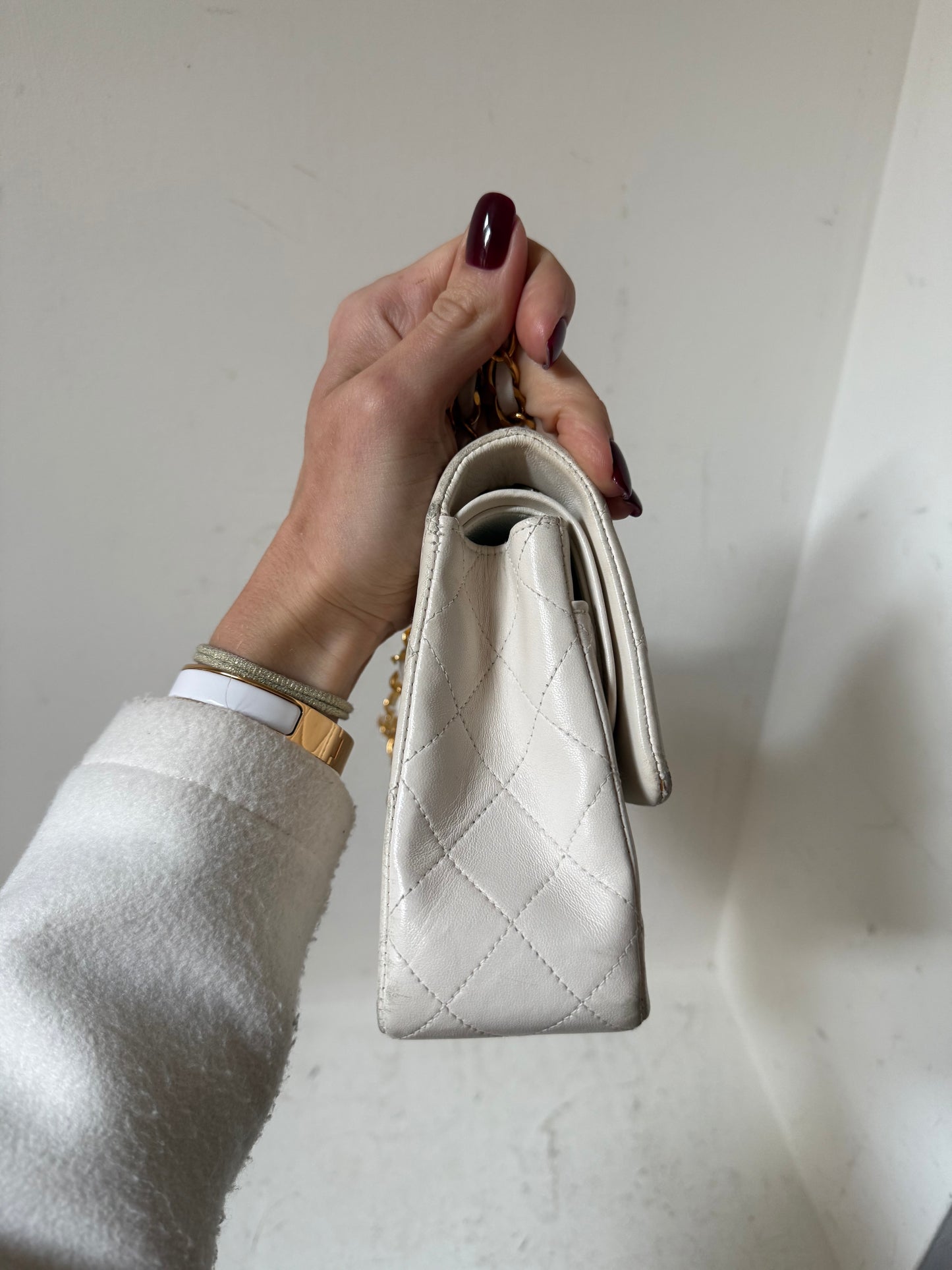 Chanel medium flapbag (2002-2003)
