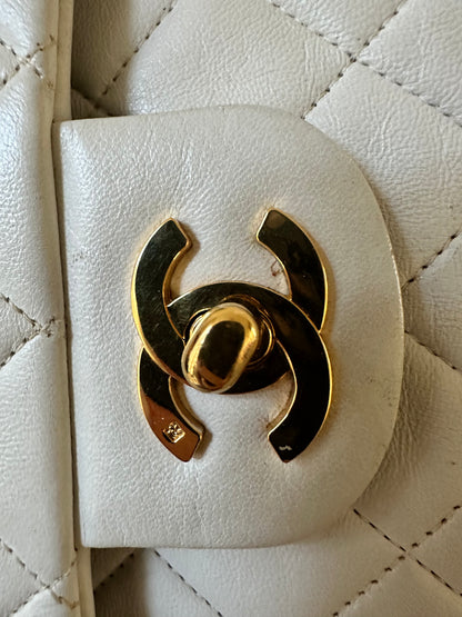 Chanel ecru medium classic flap vintage