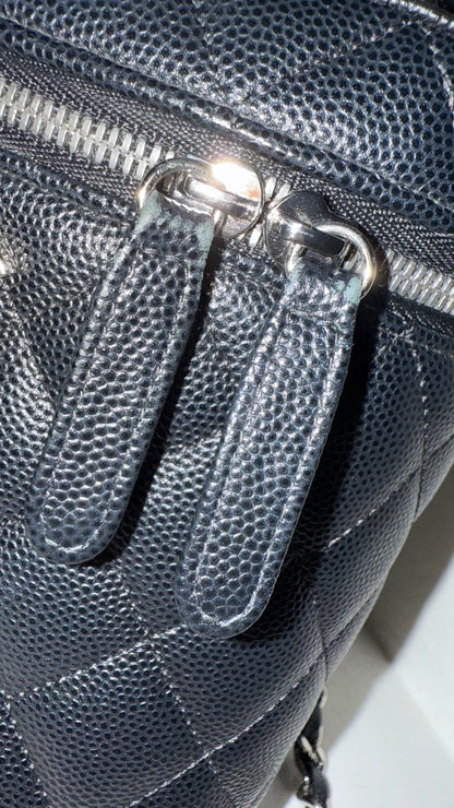 Chanel vanity case bag caviar with chip