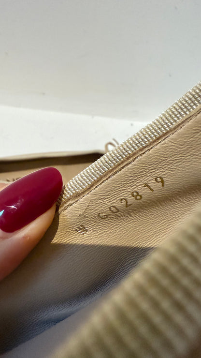 Chanel ballerina 36.5 beige black