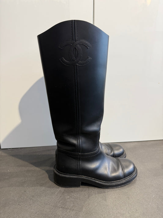 Chanel 2024 high boots size 39