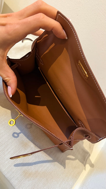 Hermes kelly pochette gold Swift W stamp