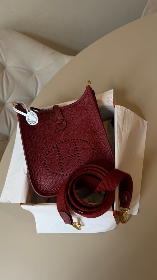 Hermes mini Evelyne rouge H new with gold hardware
