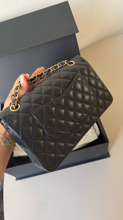 Chanel lambskin medium double flapbag chip
